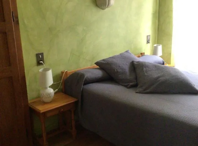 Les Iris * Люс-Сен-Совёр