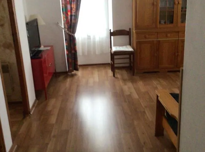 Les Iris Люс-Сен-Совёр