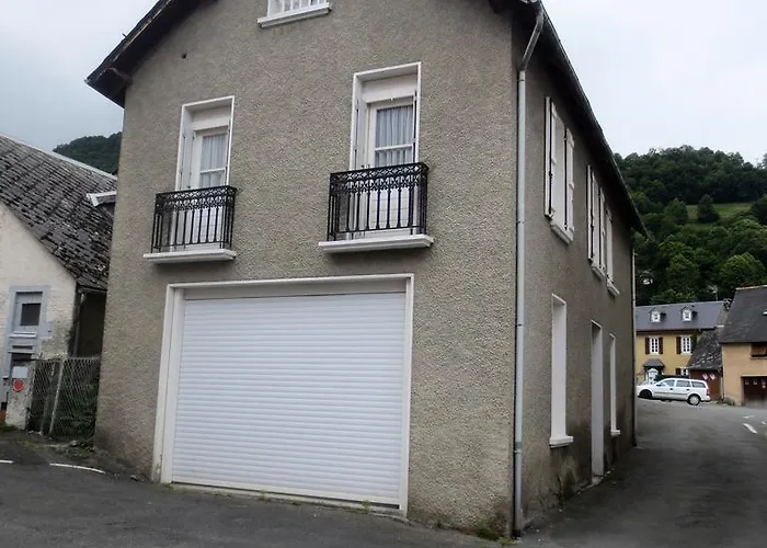 Les Iris Люс-Сен-Совёр